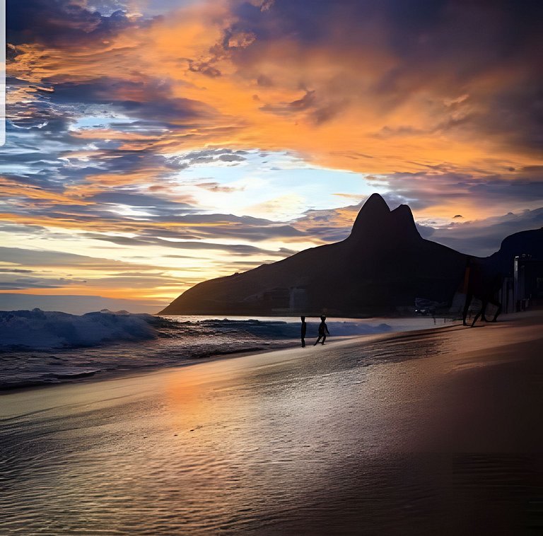Amplo terraço exclusivo a 400m da praia de Ipanema