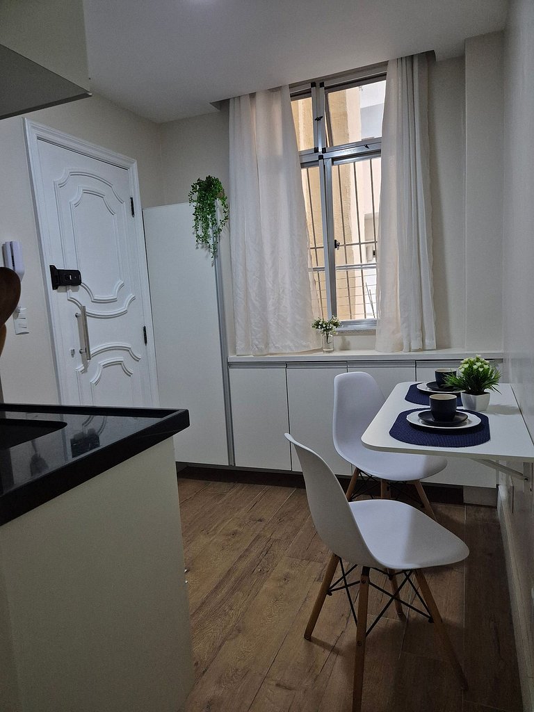 À 400 m da Praia de Copacabana e Ipanema