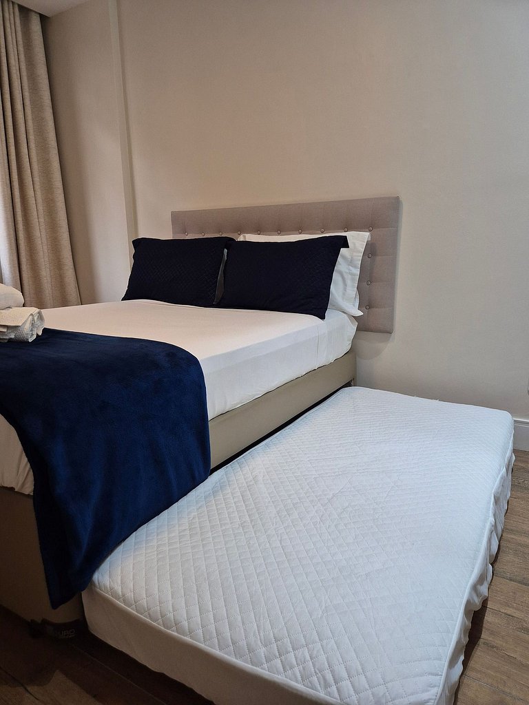 À 400 m da Praia de Copacabana e Ipanema